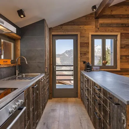בקתה Beautiful Ski In-out Chalet W Sauna And Fireplace
