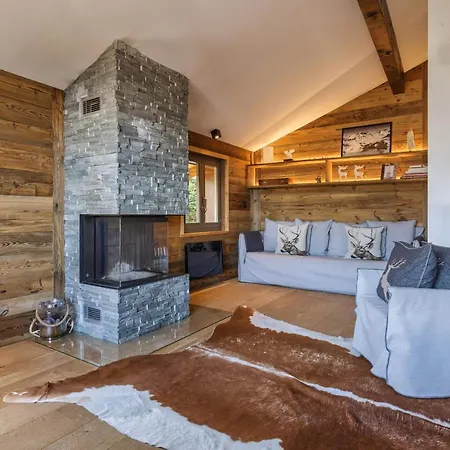 Beautiful Ski In-out Chalet W Sauna And Fireplace 木屋 拉茨欧马兹