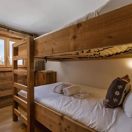 Beautiful Ski In-out Chalet W Sauna And Fireplace * 拉茨欧马兹