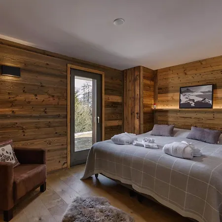 Beautiful Ski In-out Chalet W Sauna And Fireplace