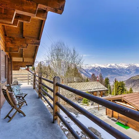 Beautiful Ski In-out Chalet W Sauna And Fireplace * 拉茨欧马兹